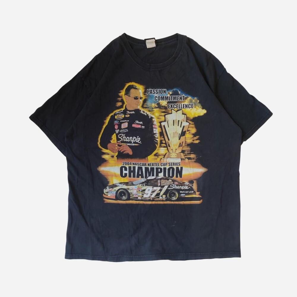 Vintage 2004 NASCAR Kurt Bush Champion Hanes Beefy Tee with graphic of a race ca
